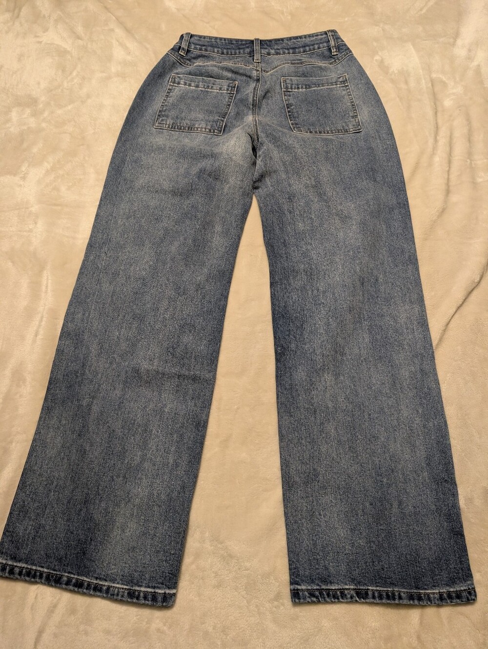 Flamingals Wide Leg Embroidered Love Rose Embroidered Jeans Valentines NWT Small - Picture 9 of 13
